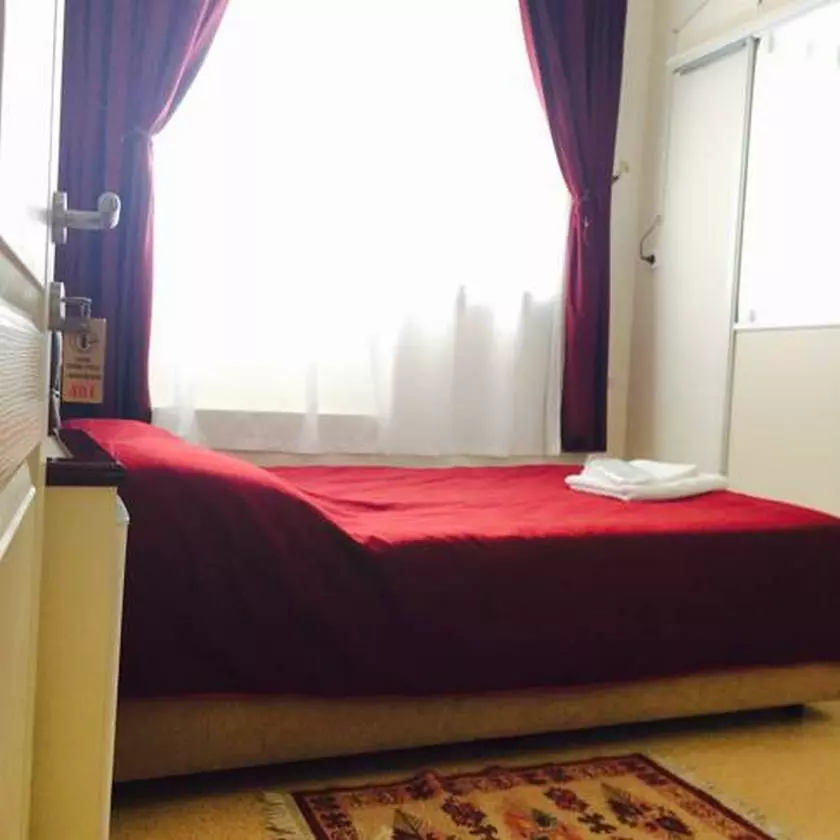 Guzel Izmir Hotel room (Copy).jpg